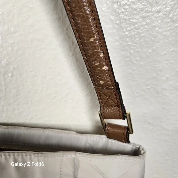 Vera Bradley Crossbody Shoulder Bag Beige Nylon Brown Strap Adjustable Medium - Picture 8 of 16